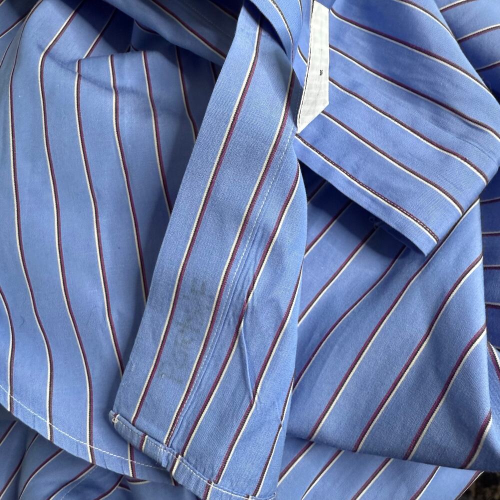 Ralph Lauren Classic Fit Button Up Size M - Picture 5 of 5